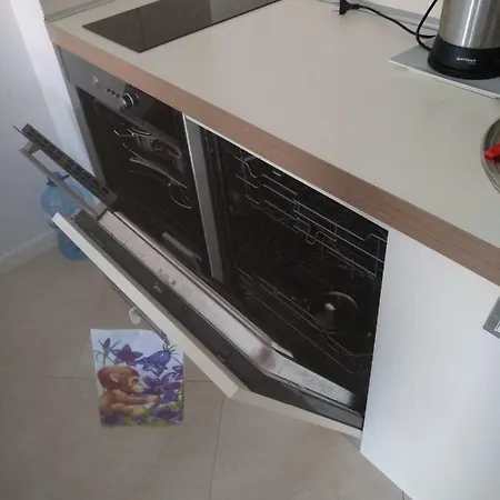 Апартамент Oasis With 1 Bedroom Nat