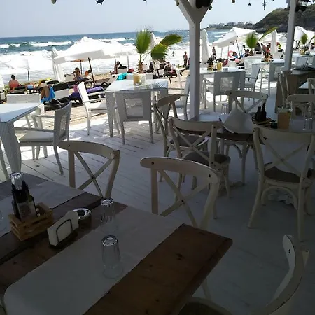 Oasis With 1 Bedroom Nat Апартамент Лозенец