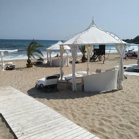 Апартамент Oasis With 1 Bedroom Nat