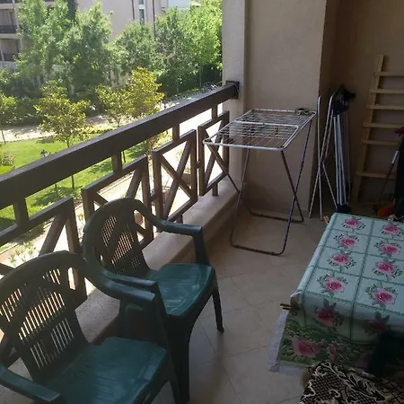 Апартамент Oasis With 1 Bedroom Nat Лозенец