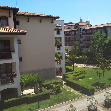Oasis With 1 Bedroom Nat Апартамент